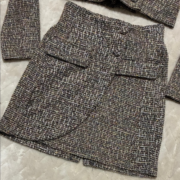 SO Tweed Skirt Set - Picture 5 of 8